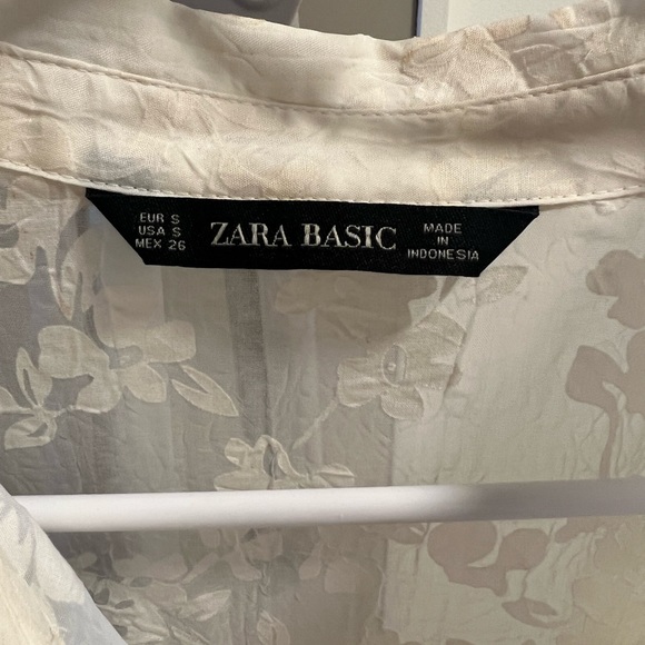 Zara Blouse - Picture 3 of 3